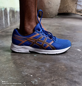 Asics gel contend 4b hot sale review
