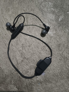 Jbl live25bt review discount