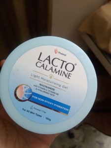 Lacto Calamine Light Moisturising Gel Non Sticky Hydrating Niacinamide Vit  E Pack 2 Reviews: Latest Review of Lacto Calamine Light Moisturising Gel  Non Sticky Hydrating Niacinamide Vit E Pack 2