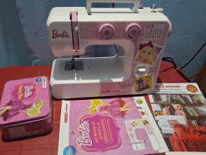 Barbie sewing sales machine reviews