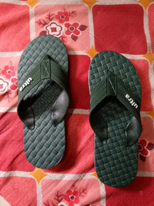 Bahadur hawai chappal shop