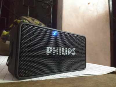 Philips bt64b portable bluetooth speakers top