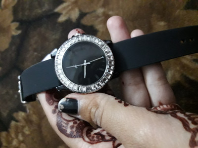 Fastrack NP9827PP01 HIP HOP Analog Watch For Women Buy