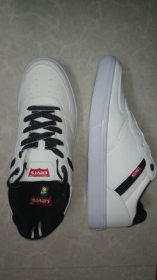 Levi's jeffrey denim deals sneakers white