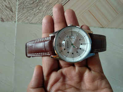 Titan 9322sl03 watch on sale
