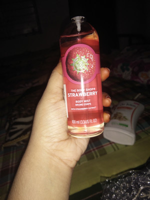 THE BODY SHOP Strawberry Body Mist For Women Price in India