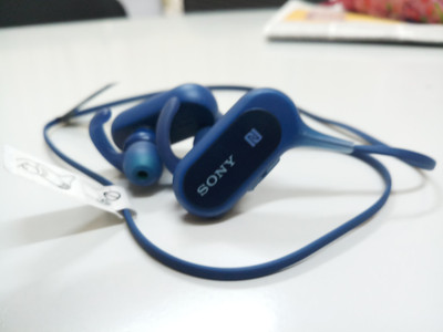 Sony discount xb 50