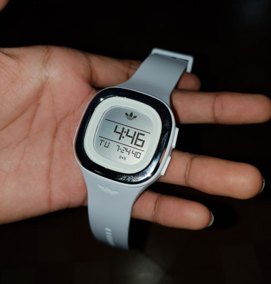 Adidas adh3032 2025
