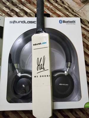 Soundlogic outlet headphones dhoni