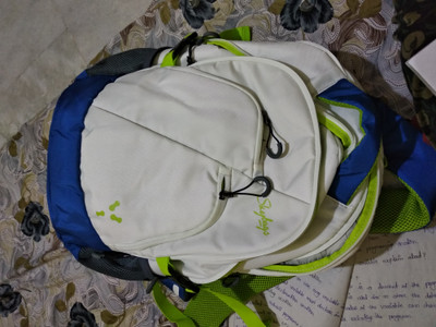 Skybags crew 3 best sale laptop backpack white
