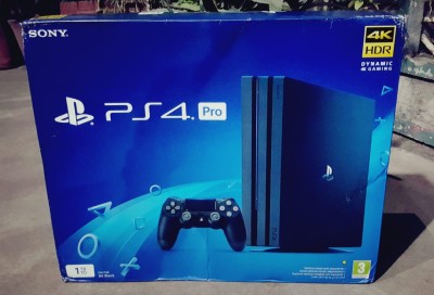 Console Playstation 4 Pro - 1To - noir