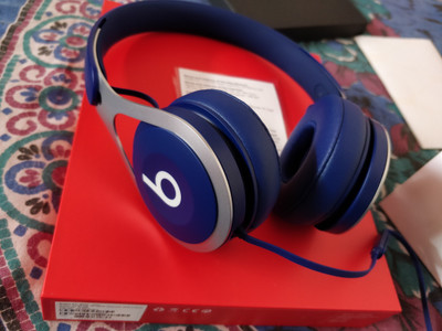 Beats hot sale ep lightning