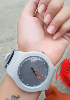 Fastrack Minimalists Analog Watch For Men Women Buy Fastrack Minimalists Analog Watch For Men Women 9915PP56 Online at Best Prices in India Flipkart