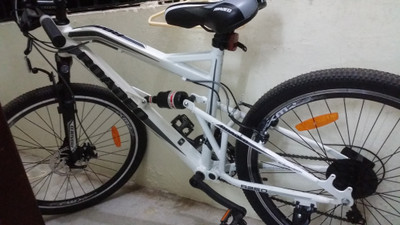 Hercules roadeo discount a250 flipkart