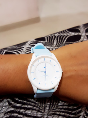 Fastrack 68007PP01 Trendies Analog Watch For Women Buy