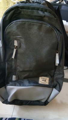 Gear campus store 8 backpack