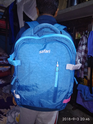 Safari signature blue backpack top