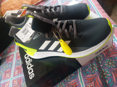 Adidas sales questar neon