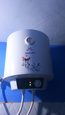 BAJAJ 10 L Storage Water Geyser (New Shakti Glasslined 10 L (150741) With  Free Installation u0026 2 Years Warranty, White) Price in India - Buy BAJAJ 10  L Storage Water Geyser (New