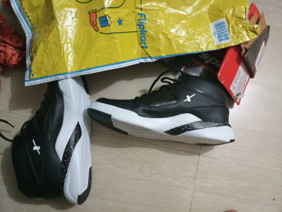 Sparx SM 285 Casuals For Men Buy BlackWhite Color Sparx SM 285 Casuals For Men Online at Best Price Shop Online for Footwears in India Flipkart