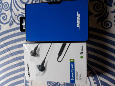 Bose SoundSport for Apple Devices Wired Headset Price in India