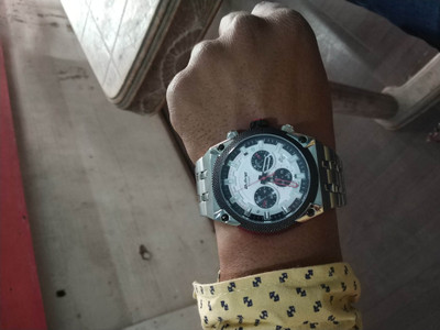 90030km03 sales titan watch