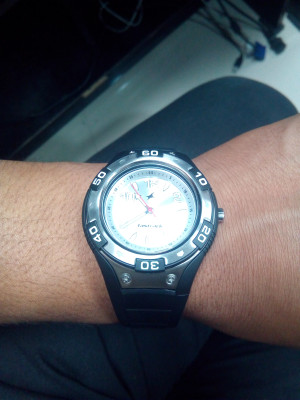 Fastrack 9333pja hotsell watch straps