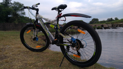 Hercules Roadeo Hannibal Medium 26 T Mountain Cycle Price in India Buy Hercules Roadeo Hannibal Medium 26 T Mountain Cycle online at Flipkart