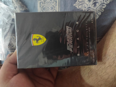 Loción ferrari scuderia black caballero best sale eau de toilette 125 ml