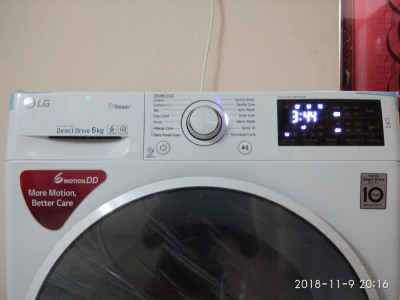 LG 6 kg Inverter Fully Automatic Front Load Washing Machine with