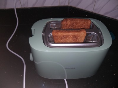 New PHILIPS HD2584/60 830 Watts 2 Slice Pop Up Toaster , Green