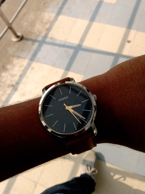 Fossil bq2311i store