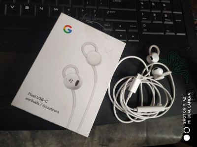 Google pixel best sale earbuds wired