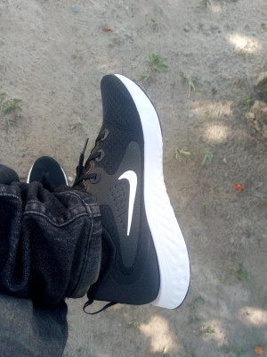 Legend react hotsell men trainers