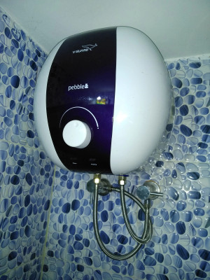 V-Guard 15 L Storage Water Geyser (Pebble Metallica, White, Purple) Price  in India - Buy V-Guard 15 L Storage Water Geyser (Pebble Metallica, White,  Purple) online at Flipkart.com