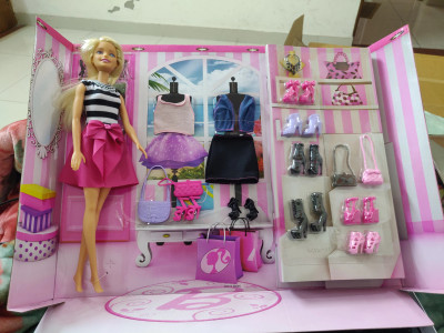 Barbie clothing hotsell accessories