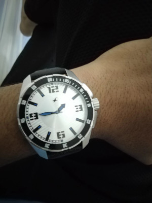 Fastrack watch deals 3084ssa price