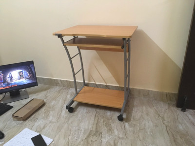 Nilkamal leo engineered store wood computer desk