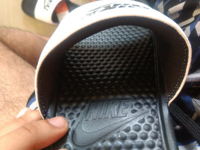 Nike benassi fake new arrivals