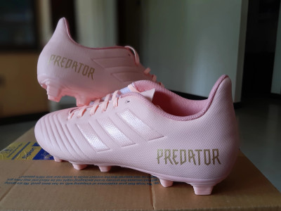 Predator sale 18.4 pink
