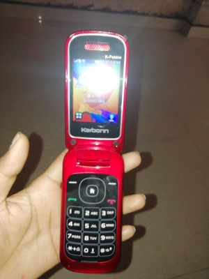 Karbonn k pebble price clearance