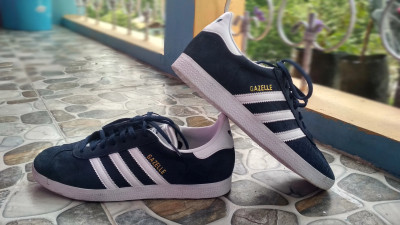 Adidas best sale gazelle shopee