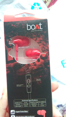 Boat sales 211 earphones