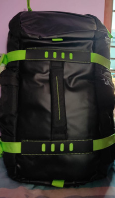 Hp odyssey backpack on sale flipkart
