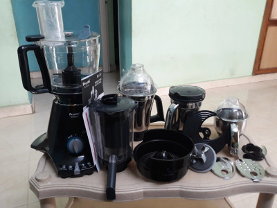 Preethi Zodiac 750 W Juicer Mixer Grinder Price in India Buy Preethi Zodiac 750 W Juicer Mixer Grinder Online at Flipkart