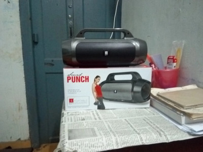 Iball shop punch speaker