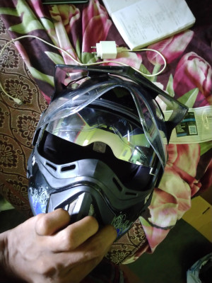Helmet for pulsar 2025 150