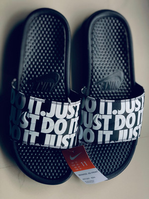 Claquettes femme benassi sales just do it nike