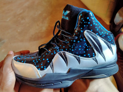 Nivia heat basketball shoes shop