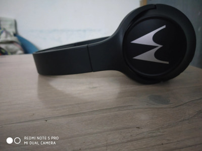 Motorola escape 210 features 2025